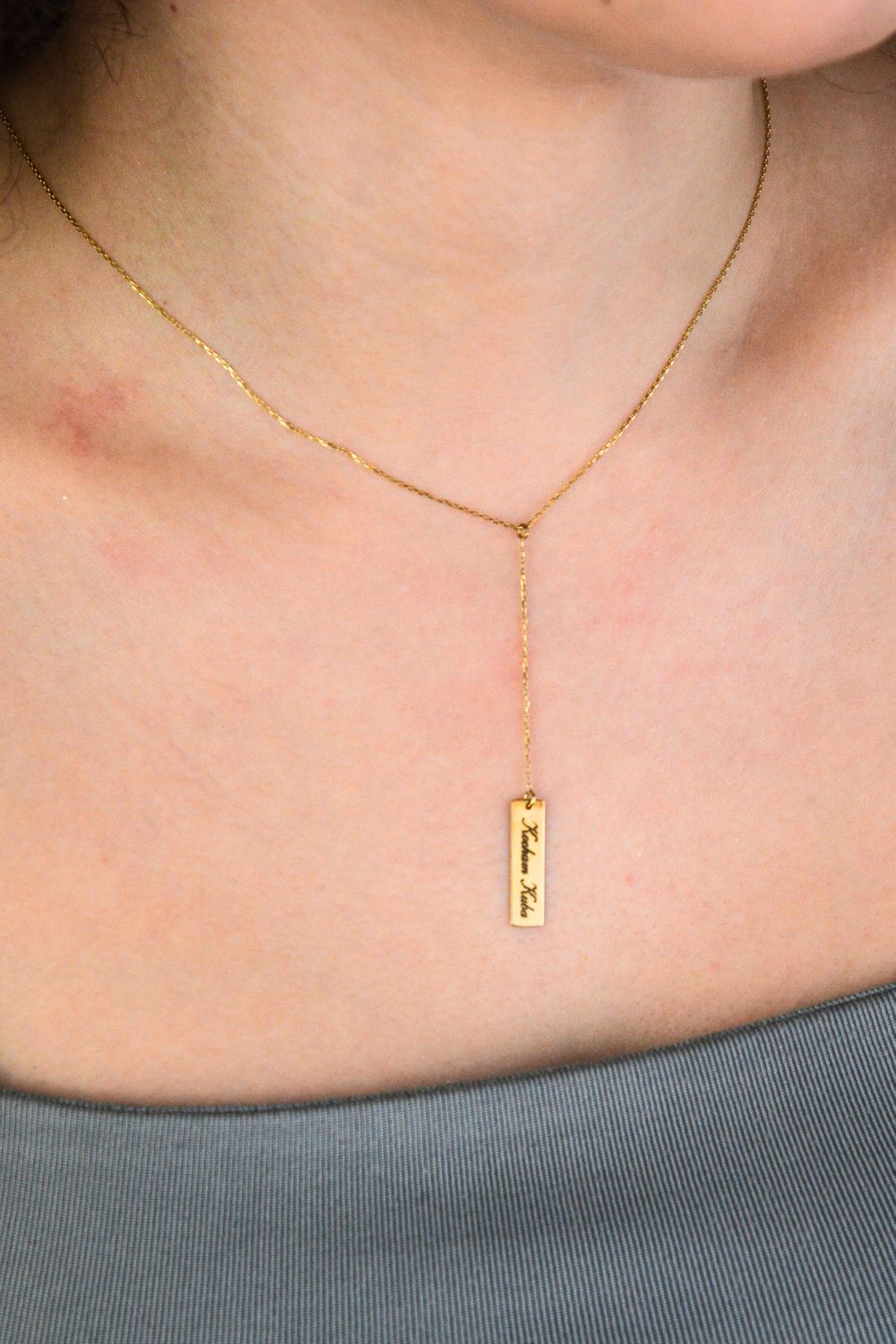 Złoty naszyjnik krawatka z grawerem „Kocham Kuba” – złoto 585 (2).jpg